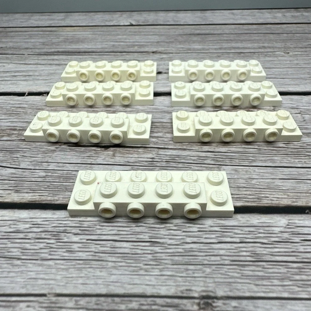 87609 LEGO Parts‎ Plate Modified 2x6x2/3 w/ 4 Studs on Side WHITE QTY 7